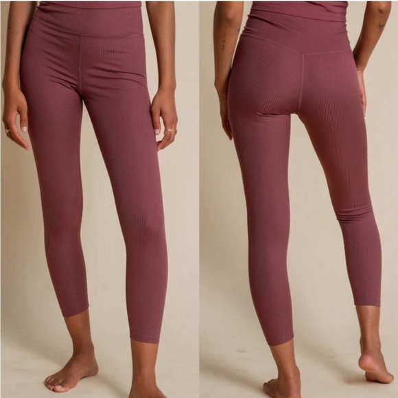 Girlfriend Collective Goji Ribbed High Rise Compression Leggings - Picture 1 of 8